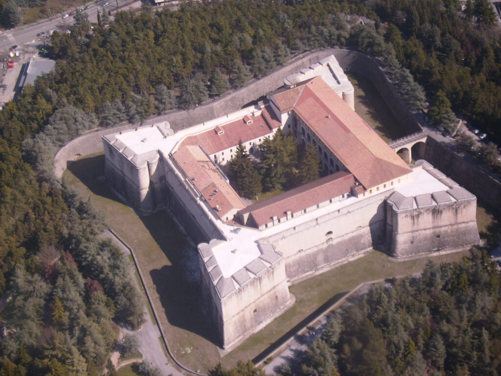 Forte Spagnolo, noto anche come Castello Cinquecentesco